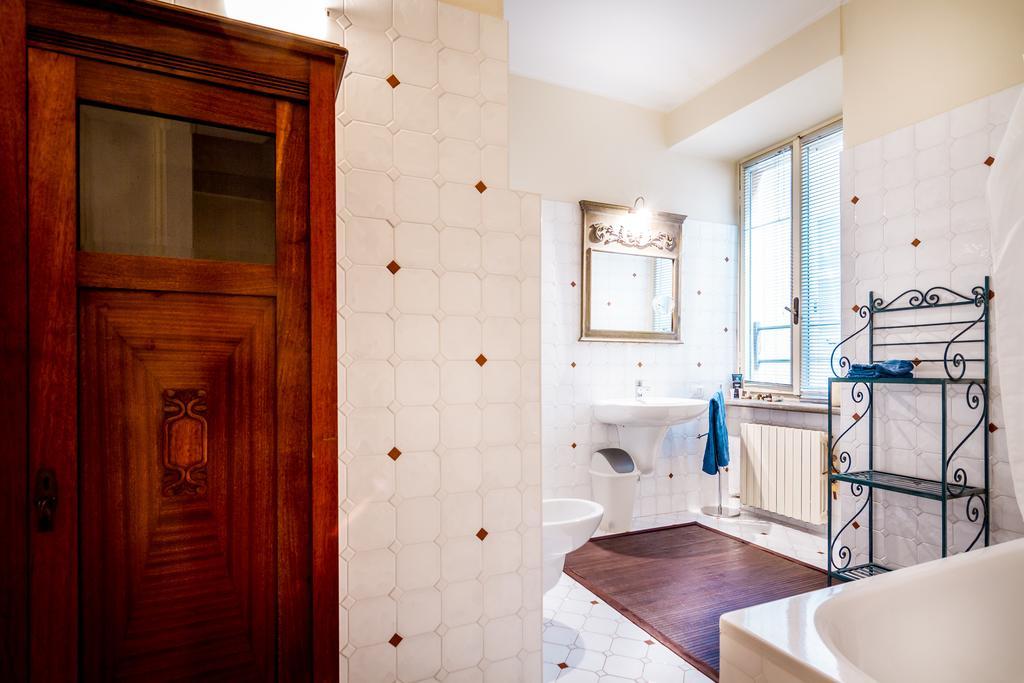 Lake Charming Apartment Cernobbio Værelse billede